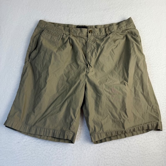 Fairway Sport Golf Shorts‎ Pleated Khaki Casual Comfort Size 38 - Picture 1 of 6